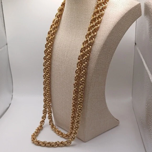 Super long Gold tone Chainmail style chain Necklace - Picture 3 of 5